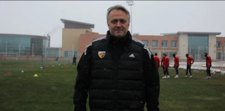 Kayserispor Teknik Direktörü Moe: Gençlerbirliği maçında en iyi mücadeleyi göstermek istiyoruz