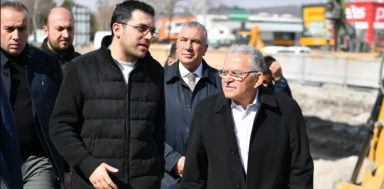 BAŞKAN BÜYÜKKILIÇ, 300 MİLYON TL’LİK KATLI KAVŞAK PROJESİ’Nİ YERİNDE İNCELEDİ