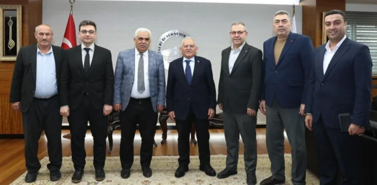 ŞEHRİN GÜNDEMİ BÜYÜKŞEHİR’DE: BAŞKAN BÜYÜKKILIÇ, ZİYARETÇİLERİNİ AĞIRLADI