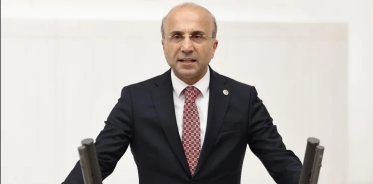 CHP’li Aşkın Genç: Asgari ücretli bedelli askerlik için 14 ay 26 gün çalışmak zorunda kalacak