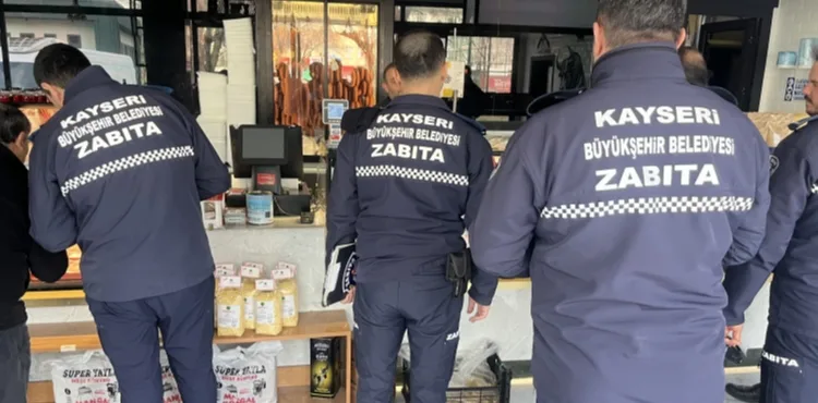 BÜYÜKŞEHİR ZABITASI, RAMAZAN DENETİMLERİNE KASAP İŞLETMELERİ İLE DEVAM ETTİ