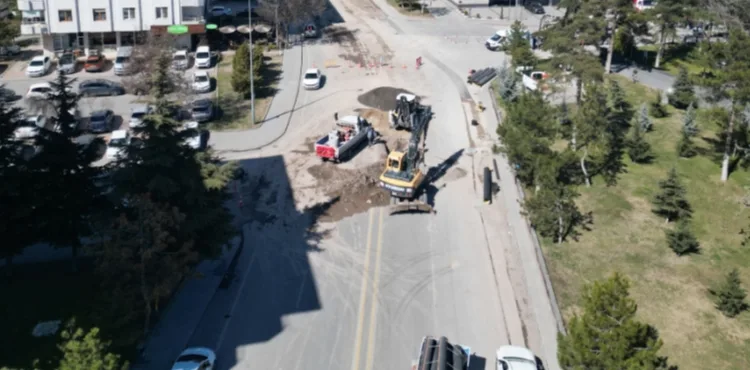 BÜYÜKŞEHİR’DEN KARTAL KAVŞAĞI PROJESİ İÇİN 131 MİLYON 247 BİN TL’LİK ALTYAPI YATIRIMI