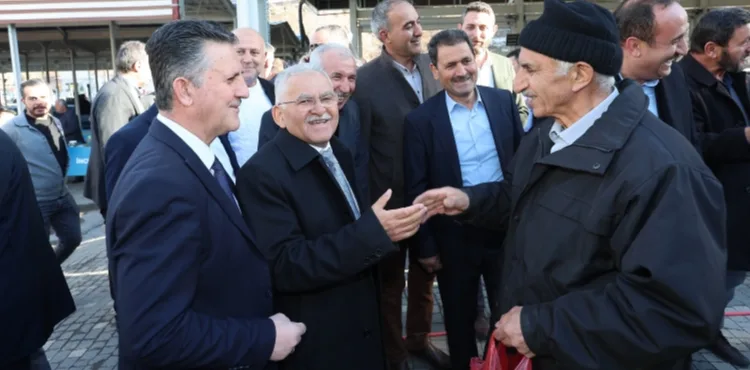 BAŞKAN BÜYÜKKILIÇ’TAN İNCESU’DA "RAMAZAN-I ŞERİF" ZİYARETLERİ: BİRLİK, BERABERLİK ZAMANI