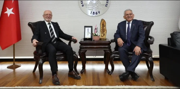 ELİTAŞ’TAN BAŞKAN BÜYÜKKILIÇ’A ZİYARET: “GELECEĞİ GÖREN VİZYON SAHİBİ BELEDİYE BAŞKANI”