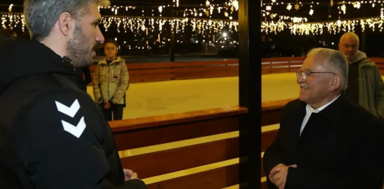 BAŞKAN BÜYÜKKILIÇ’TAN GENÇLERE MÜJDE: AÇIK HAVA BUZ PATENİ PİSTİ