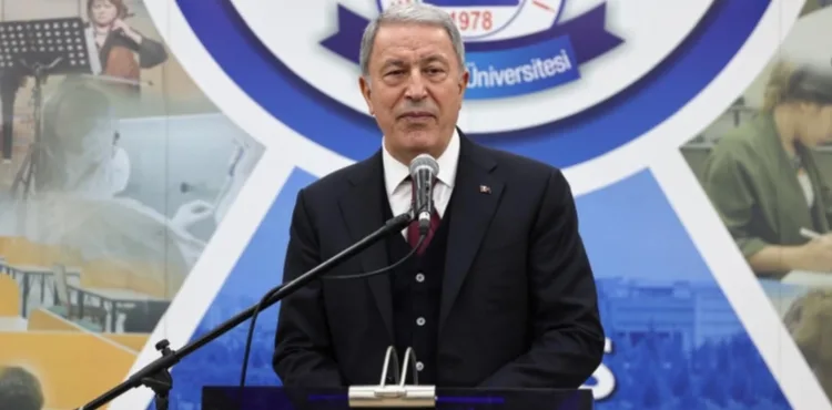 TBMM Milli Savunma Komisyonu Başkanı Akar, ERÜ Öğrencileri ile İftarda Buluştu