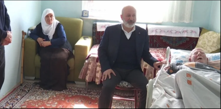 KOCASİNAN’DA EVDE BAKIM HİZMETİ RAMAZAN’DA DA DEVAM EDİYOR