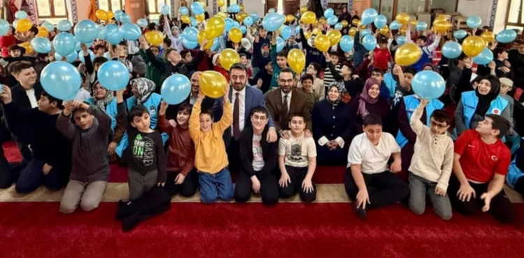 TDV Kayseri Kadın Kolları’ndan çocuklara bayram hediyesi