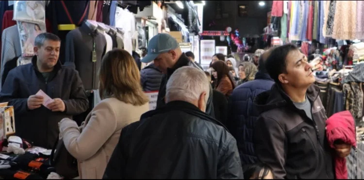 9 asırlık Kapalı Çarşı’da bayram yoğunluğu