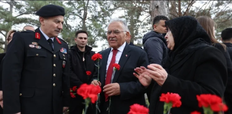 BAŞKAN BÜYÜKKILIÇ, ÇANAKKALE ZAFERİ’NİN 111’İNCİ YILINDA ŞEHİTLERİ ANDI