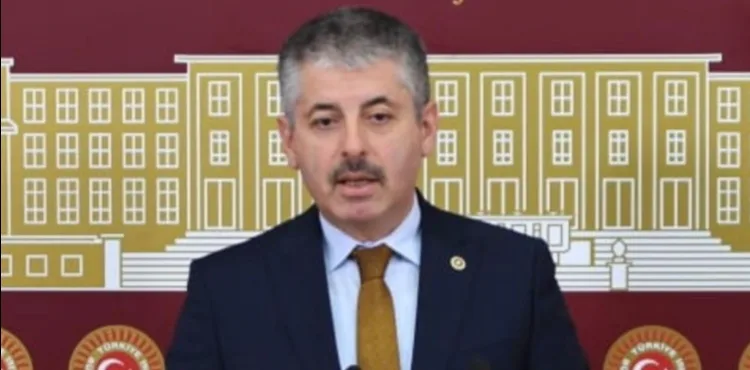 ÇOPUROĞLU: “BAYRAMLAR, BİRLİK VE KARDEŞLİĞİMİZİ PEKİŞTİREN EN GÜZEL ZAMANLARDIR”