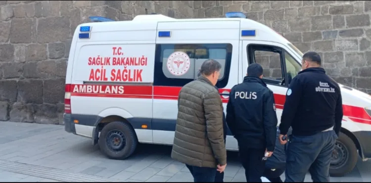 Kayseri Kalesi surlarında intihar girişimi
