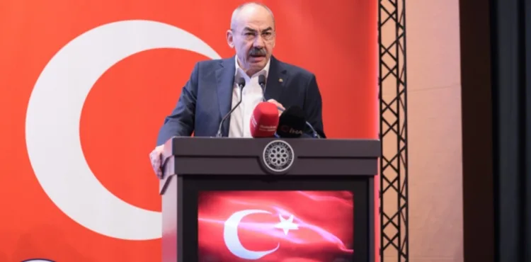 GÜLSOY : EKONOMİDE 'BEKLE-GÖR' DEĞİL, 'ÜRET VE DİREN' DÖNEMİNDEYİZ