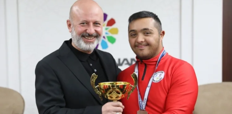 “ÖZEL SPORCUMUZ SAMET, TÜRKİYE’NİN GURURU OLDU”