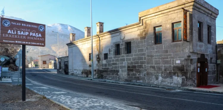 TALAS’IN TARİHİ HAMAMINA İLGİ BÜYÜK