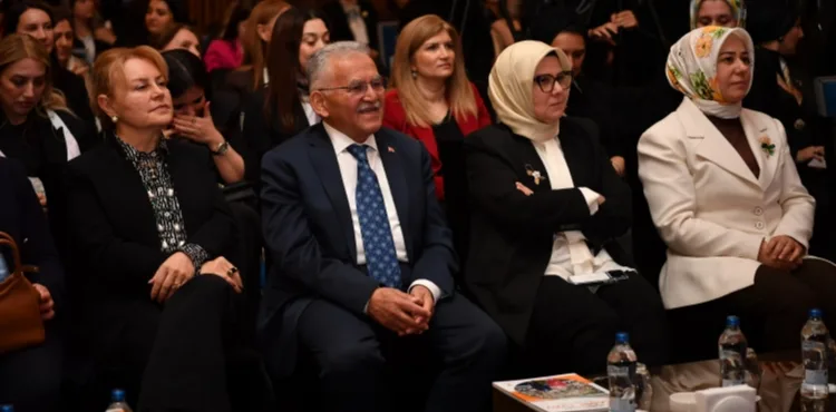BAŞKAN BÜYÜKKILIÇ, KADINLARIN EKONOMİDEKİ GÜCÜNE VURGU YAPTI