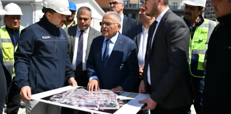 BAŞKAN BÜYÜKKILIÇ ÇALIŞMALARI YERİNDE İNCELEDİ, BÖLGE SAKİNLERİNDEN ÖZÜR DİLEDİ