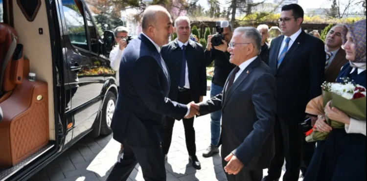 Çavuşoğlu’ndan Başkan Büyükkılıç’a ziyaret