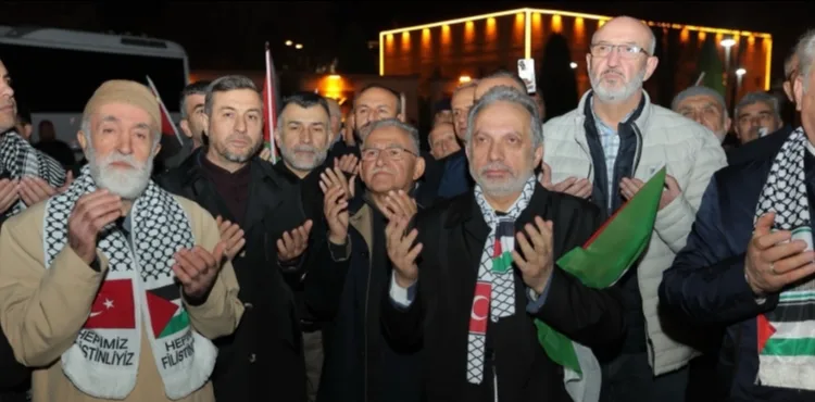 Kayseri’de “Filistin’i Unutma Yürüyüşü” düzenlendi