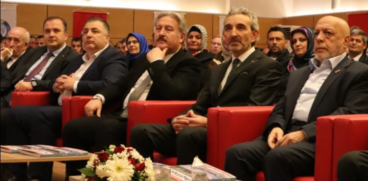 Hizmet-İş Sendikası Kayseri Şubesi’nde Başkan Yavuz Navruz güven tazeledi