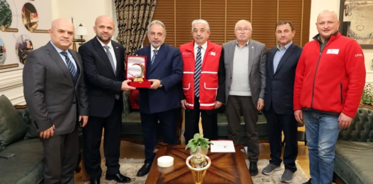 TALAS’TA DAYANIŞMA KÖPRÜSÜ: TEKSTİL BAĞIŞI GIDAYA DÖNÜŞECEK