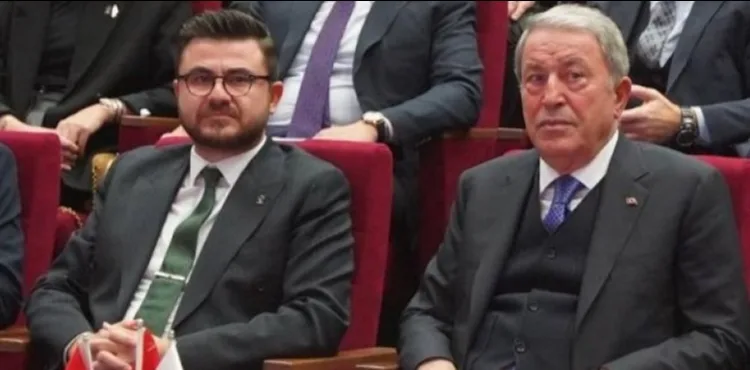 Aziz bayrağımıza uzanan her kirli el karşısında bizi bulacaktır.