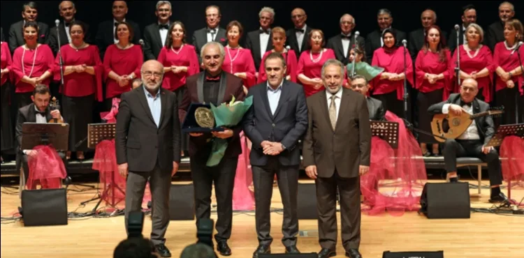 TALAS’TA HİCÂZ NAĞMELERİ GÖNÜLLERE DOKUNDU