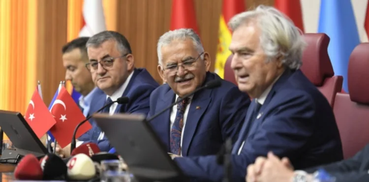 BAŞKAN BÜYÜKKILIÇ, ACES HEYETİNİ AĞIRLADI: DÜNYA SPOR BAŞKENTİ HEDEFİNE BİR ADIM DAHA ATILDI