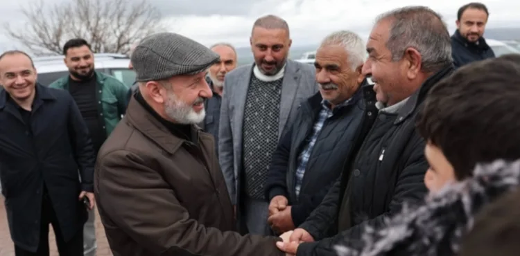 BAŞKAN ÇOLAKBAYRAKDAR, KIRSAL MAHALLEDE VATANDAŞLARLA BİR ARAYA GELDİ