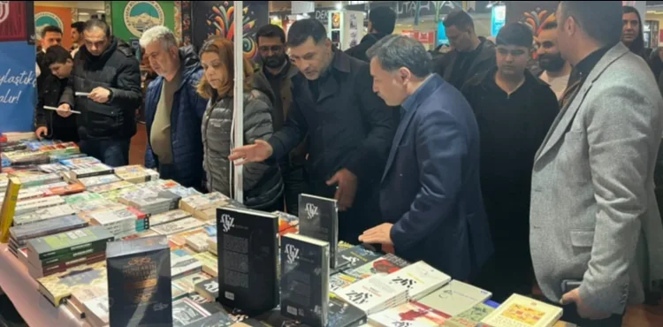 ÜLKÜ OCAKLARI KAYSERİ İL BAŞKANLIĞI, KİTAP FUARI’NDA YOĞUN İLGİNİN MERKEZİ OLDU