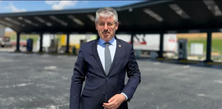 ŞARJDA FİYAT KARMAŞASINA SON: ELEKTRİKLİ ARAÇ KULLANICISI KORUNMALI