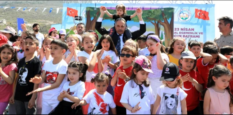 BAŞKAN YALÇIN'DAN 23 NİSAN MESAJI
