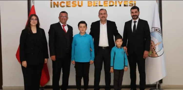 Başkan İlmek koltuğunu çocuklara devretti
