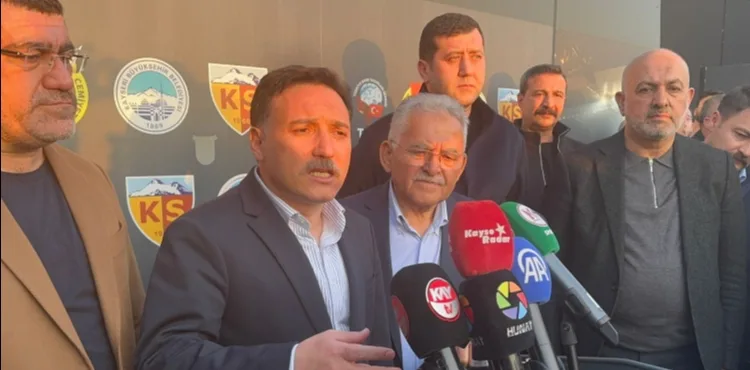 Vali Gökmen Çiçek: Kayserisporumuzun ligde kalmak için verdiği büyük bir mücadele var