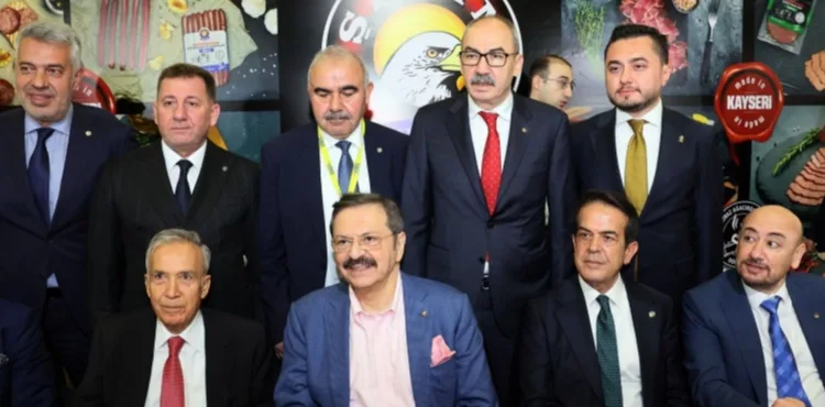 Kayseri pastırmasının Avrupa zaferi YÖREX’te plaketle taçlandı