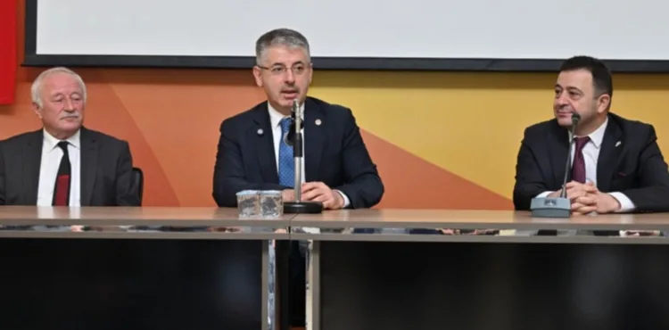 Kariyer Günleri programı kapsamında öğrencilerle bir araya geldi.