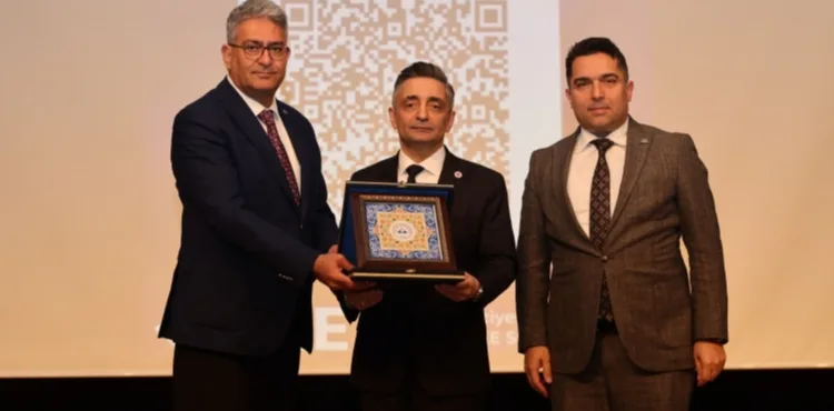 ERÜ’de “Zirve IEEE” Düzenlendi