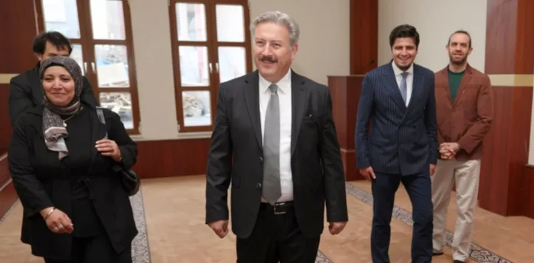 SELÇUKLU MAHALLESİ'NİN BUTİK, HAYRAT CAMİİ’Sİ TAMAMLANDI