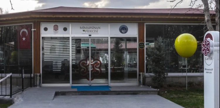 BÜYÜKŞEHİR’DEN GASTRONOMİ HAMLESİ: MİMARSİNAN PİDECİSİ YENİLENDİ