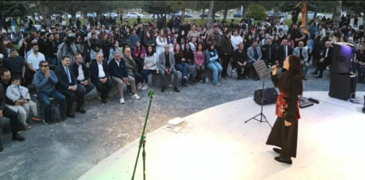 “ERÜ Sahne” Konserle Açıldı