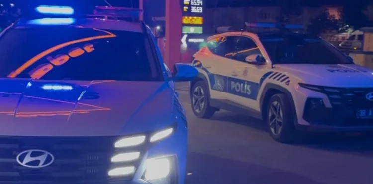 AKARYAKIT İSTASYONUNDA BIÇAKLI KAVGA: 1 ÖLÜ, 2 YARALI