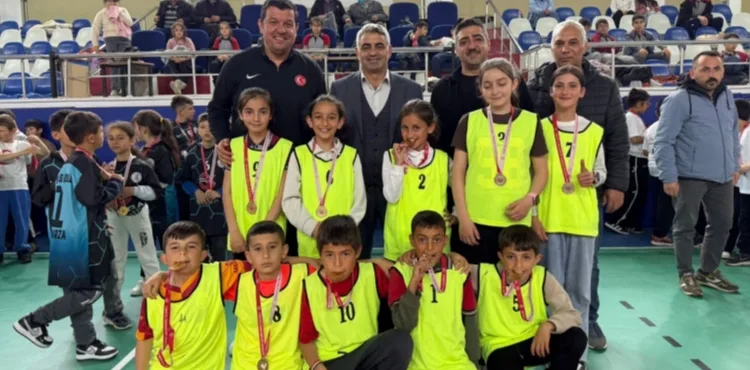Tomarza’da Çocuk Oyunları Final Müsabakaları Tamamlandı