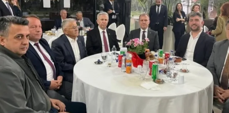 Mansur Yavaş: "Memduh Başkan ile anlaştık, seçime tek aday gideceğiz"