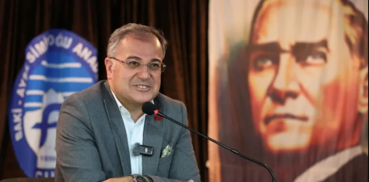 BAŞKAN ÖZDOĞAN, GENÇLERLE BAŞ BAŞA