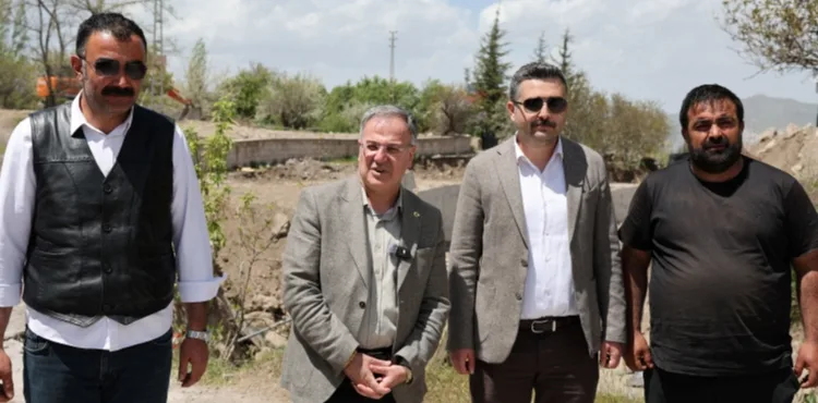 BAŞKAN ÖZDOĞAN 2,5 KİLOMETRELİK KANAL, BAĞ MEVSİMİ BAŞLAMADAN TAMAMLANACAK