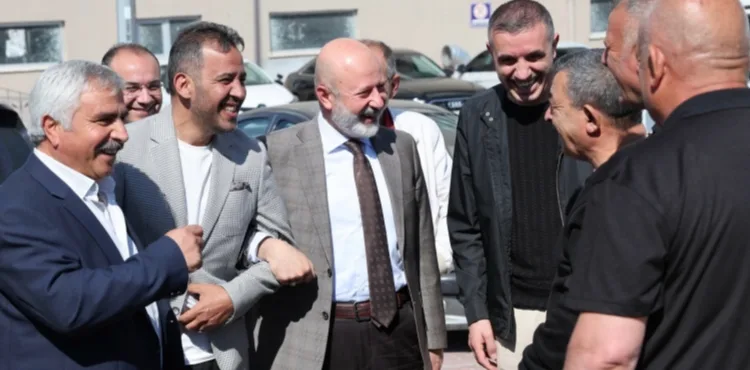 KOCASİNAN’DA MUHTAR BULUŞMALARIYLA DAHA HIZLI VE ETKİN HİZMET