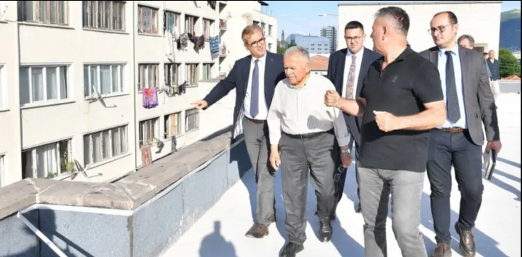 BAŞKAN BÜYÜKKILIÇ, TARİHİ KAYSERİ MAHALLESİ’NDE 3. ETAP ÇALIŞMALARINI YERİNDE İNCELEDİ