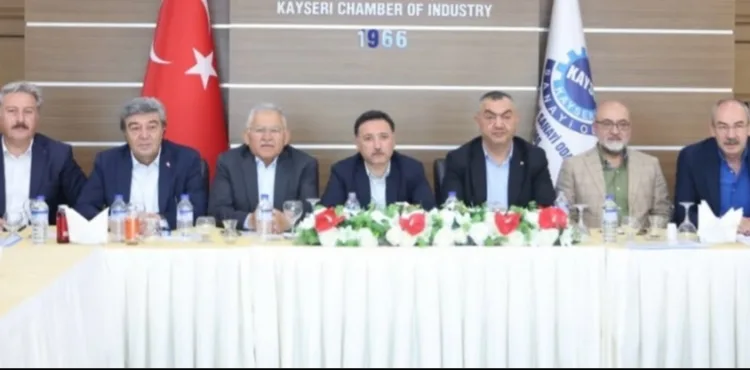 BAŞKAN BÜYÜKKILIÇ, KAYSERİ SANAYİ ODASI’NDA İSTİŞARE TOPLANTISINA KATILDI