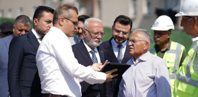 BÜYÜKKILIÇ VE ELİTAŞ, KARTAL KATLI KAVŞAĞI'NDAKİ ÇALIŞMALARI YERİNDE İNCELEDİ