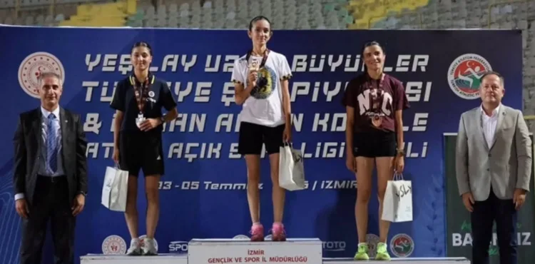 Atletizm sporcuları İzmir'den madalyalarla döndü